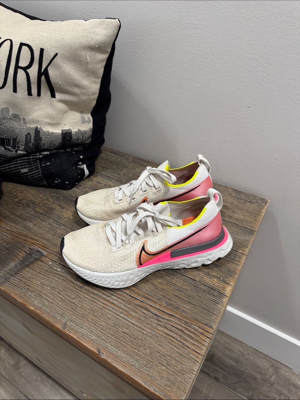 Nike Women’s react Running Shoes — White with Pink accent - size 8.5 (fit 8) - Picture 9 of 11